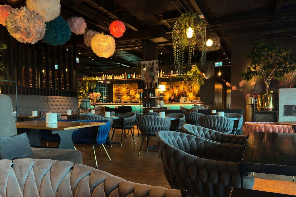 Commercial scent machines for restaurants